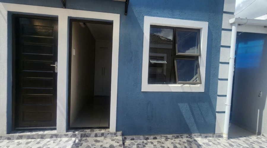To Let 1 Bedroom Property for Rent in Glenlilly Western Cape